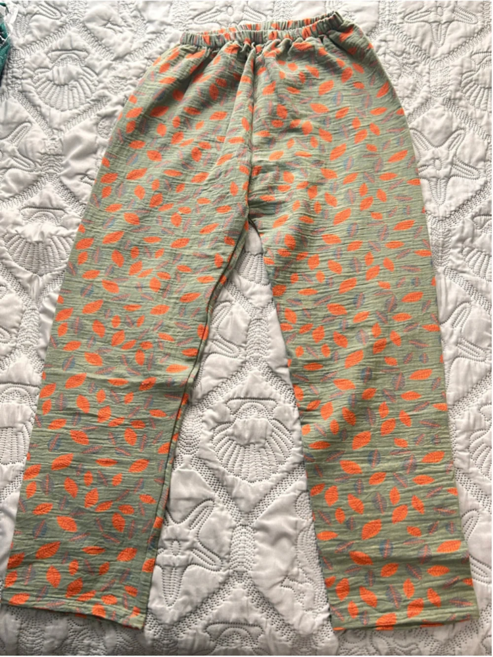 Xilinuo Pajama Set Women’s M Green Orange Leaf Print 100% Cotton NWT